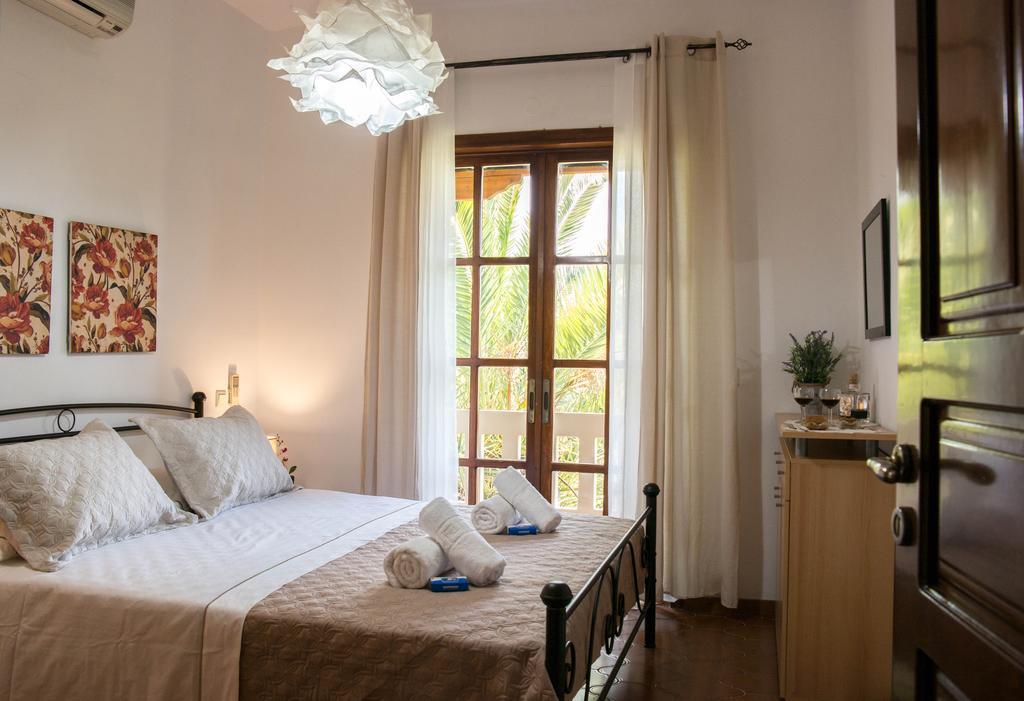Alexandra Villa Stalós Esterno foto